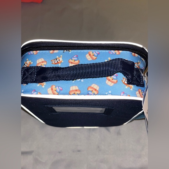 Bluey Lunchbox - Picture 7 of 11